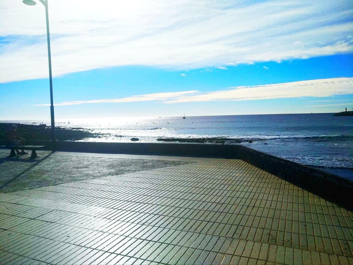 2 Bedrooms Sea View Apartament 100 Meters From Ocean Los Cristianos  Bagian luar foto