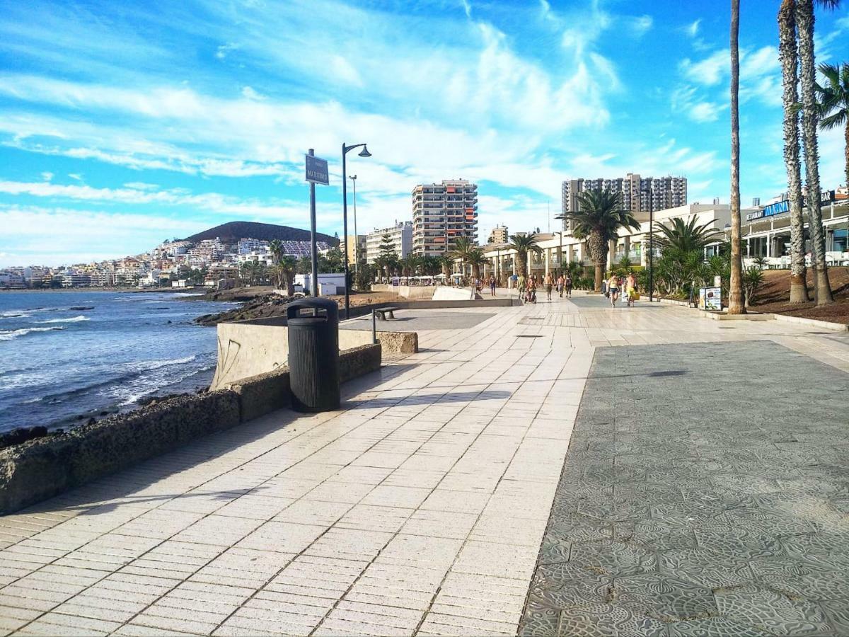 2 Bedrooms Sea View Apartament 100 Meters From Ocean Los Cristianos  Bagian luar foto